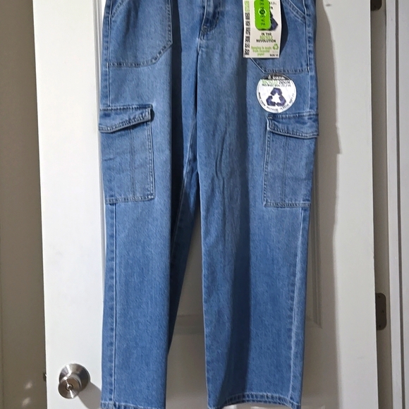 NWT D Jeans cargo jeans - Picture 3 of 3